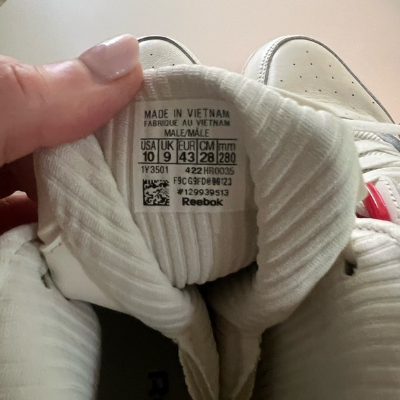 Reebok Pump Omni Zone II Mens Retro Basketball Chalk/Blue-Red size 10 worn once - Picture 5 of 5